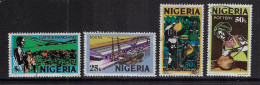 NIGERIA  1973-74  SCOTT#294,302,303,305 USED - Nigeria (1961-...)