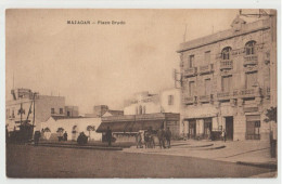 MAZAGAN ( MAROC ) - PLACE BRUDO - CINEMA ET THEATRE - CAFE DE LA POSTE - LA COIFFURE DE PARIS - 2 SCANS - - Sonstige & Ohne Zuordnung