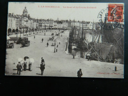 LA ROCHELLE                           LE QUAI ET LE COURS RICHARD - La Rochelle