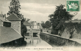 CPA -  GUINGAMP - VUE SUR LE TRIEUX - ANCIENS REMPARTS ET MOULIN DE LA LIBERTE - Guingamp