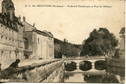 CPA - BRANTOME - BOULEVARD CHARLEMAGNE ET PONT DE L'ABBAYE - Brantome