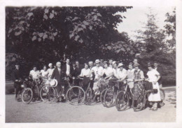 Photo Originale - 45 - Loiret - Retour Jubilé De L'abbé Guillaume Curé D'ARDON - Groupe Des Cyclistes - Juin 1935 - Sonstige & Ohne Zuordnung