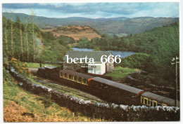 Wales Train * Blanche At Tan-y-Bwlch Railway Station - Stations With Trains