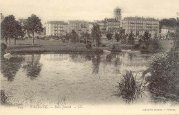 CPA - VALENCE - PARC JOUVET - Valence