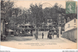 ABCP4-92-0348 - PLESSIS-ROBINSON - Intérieur Du Grand Arbre - Le Plessis Robinson