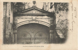 FONTENAY : LA GRANDE FONTAINE (1542) - Fontenay Le Comte