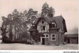 ADZP3-95-0241 - BOUFFEMONT - Chalet Normand Du Haras - Bouffémont