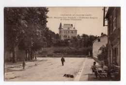 BAUME LES DAMES * DOUBS * CHATEAU HUGON * PLACE CHAMARS * EXCURSION EN FRANCHE-COMTE * Carte N° 810 - Baume Les Dames