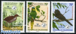 New Caledonia 2006 Endangered Birds 3v, Mint NH, Nature - Birds - Parrots - Ongebruikt