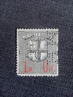 GRANDE BRETAGNE . Timbre Fiscal " JUSTICE ROOM " Surcharge Rouge " 1s 0d " Perforé - Revenue Stamps