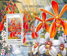 Central Africa 2018 Orchids S/s, Mint NH, Nature - Flowers & Plants - Orchids - Centraal-Afrikaanse Republiek