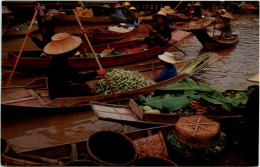 Dhonburi - Wad Sai Floating Market - Thailand