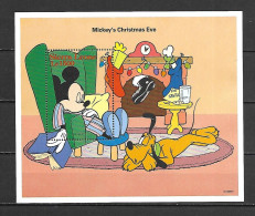Disney Sierra Leone 1995 Mickey's Christmas Eve MS MNH - Disney