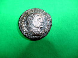 Maximien (285-310) Rare Follis 26mm. Revers: Genio Caesaris. Très Rare. - La Tétrarchie (284 à 307)