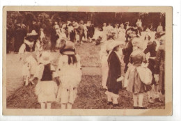 Meudon (92) : La Promenade Pendant L'entr'acte Fête De Louis XV En 1923 (animé) PF. - Meudon