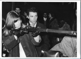 C6252/ Francoise Hardy Bei Schießen  Pressefoto Foto 27 X 20 Cm 1964 - Sonstige & Ohne Zuordnung