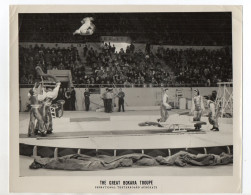 C2460/ The Great Bokara Troupe  Zirkus Akrobaten Foto 25,5 X 20,5 Cm Ca.1938 - Andere & Zonder Classificatie