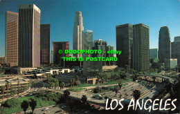 R520683 Los Angeles. California. The Skyline Of Downtown Los Angeles Stands High - Monde