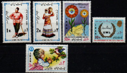 IRAN 1976-8 ** - Irán