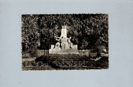 Mazamet (81) : Monument Barbey - Mazamet