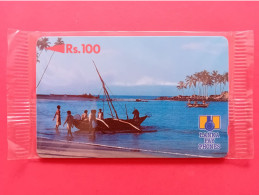 SRI LANKA GPT Rs 100 Fishing Boat Reverse B In Corner 2SRLB MINT NEUVE (TS0320 - Sri Lanka (Ceilán)