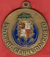 ** MEDAILLE  FOOT  CLUB  PORTO  1994 - 95 - 96 ** - Autres & Non Classés