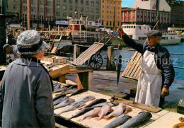 13365369 Bergen Norwegen Pa Fisketorget Fischmarkt Bergen Norwegen - Noruega