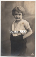 Photo CPA Portrait D'un Enfant * Portrait Of A Child Real Photo - Retratos