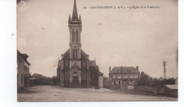 Chateaugiron L'eglise Et Le Presbytere - Châteaugiron