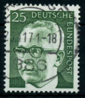 BRD DS HEINEM Nr 689 Gestempelt X76A25E - Used Stamps