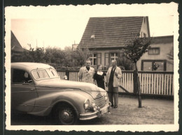 Fotografie Auto EMW, Männer & Dame Nebst Kfz  - Automobile