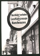 Fotografie Ansicht Wien, Sperre Der Mariahilferstrasse Für Lastfahrzeuge, Verkehrsschild  - Orte