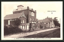 CPA Pénestin-sur-Mer, Hôtel De L`Ocean & Hôtel De La Plage Et La Route De Al Plage  - Pénestin