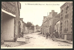 CPA Villaines-la-Juhel, Rue De La Croix-Filot, Vue De La Rue  - Villaines La Juhel