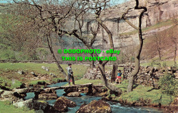 R523611 River Aire. Near Malham Cove. Postcard - Monde