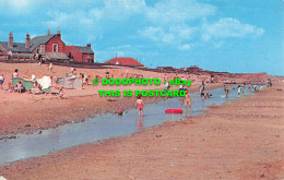 R523620 Bacton. The Beach. Ernest Joyce. Plastichrome By Colourpicture. C. J. Ni - Monde