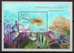 Malaysia 2004 MiNr. (Block 90) MARINE LIFE # VI Fishes Thornback Ray (Raja Clavata) S\SH MNH** 2.50 € - Malaysia (1964-...)