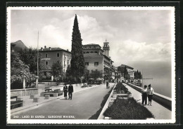 Cartolina Gardone Riviera, Uferpromenade  - Andere & Zonder Classificatie