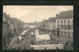 CPA Lillers, Place De La Mairie, Le Marché  - Lillers