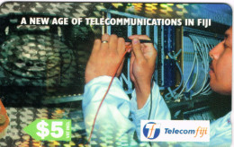 FIDJI FIJI Telecarte Phonecard CARTE MAGNETIQUE 5 $ Age Communication Telephone Phone Central  UT BE - French Polynesia