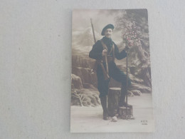 CPSM -  AU PLUS RAPIDE - MILITARIA - CHASSEUR ALPIN -   VOYAGEE  1918 NON TIMBREE - FORMAT CPA - Personnages