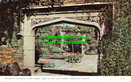 R524691 London. Kensington. Derry And Tom Roof Garden. Tudor Garden. Decorative - Andere & Zonder Classificatie