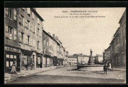 CPA Yssingeaux, La Place Du Foiral  - Yssingeaux