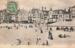 14  TROUVILLE SUR MER LA PLAGE - Trouville