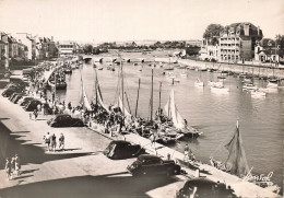 44 LA BAULE ET LE POULIGUEN LE PORT - La Baule-Escoublac