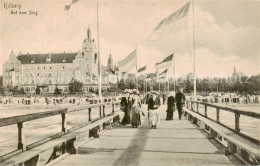 73818415 Kolberg  Ostseebad Kolobrzeg PL Auf Dem Steg  - Pologne