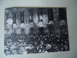 GERMANY    POSTCARDS  WW2   XITLER SPEAKING TO A GATHERED CROWD  FOR MORE PURCHASES 10% DISCOUNT - Sonstige & Ohne Zuordnung