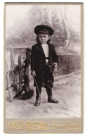 Fotografie Herm. Sommer, Hamm I. W., Gasstrasse, Kleiner Junge In Modischer Kleidung  - Personnes Anonymes
