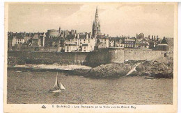 35   SAINT MALO  LES REMPARTS ET LA VILLE VUE DU GRAND BEY - Saint Malo