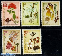 New Zealand 2012 Native Trees 5v, Mint NH, Nature - Flowers & Plants - Trees & Forests - Neufs